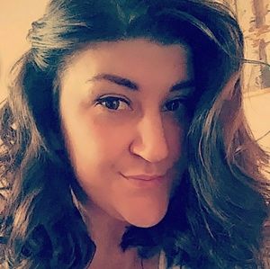 Meet your Posher, Beth